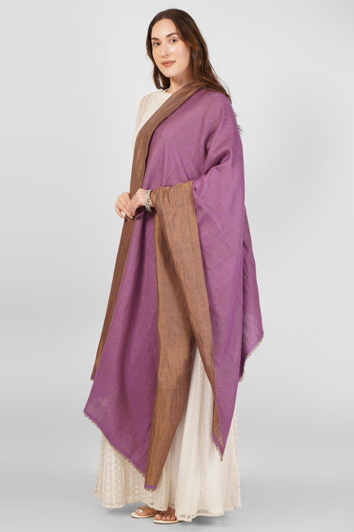 Zari Golden and Mauve Pashmina Reversible Shawl online – Contemporary Artistry & Luxury
| pashmina shawls online | authentic Kashmiri pashmina shawl online | pure pashmina shawl online | original GI certified pashmina shawl online | luxury men's pashmina shawl online from Kashmir | where to buy online pure pashmina in India
| GI Tag Certified - Government-verified authentic Kashmiri Pashmina
| G20 Official Partner - Selected by India for G20 Summit gifting
| Handicraft Registered - Official recognition of traditional craftsmanship
| Certificate of Authenticity - Every purchase includes GI certification Zari Golden and Mauve Pashmina Reversible Shawl online – Contemporary Artistry & Luxury
| pashmina shawls online | authentic Kashmiri pashmina shawl online | pure pashmina shawl online | original GI certified pashmina shawl online | luxury men's pashmina shawl online from Kashmir | where to buy online pure pashmina in India
| GI Tag Certified - Government-verified authentic Kashmiri Pashmina
| G20 Official Partner - Selected by India for G20 Summit gifting
| Handicraft Registered - Official recognition of traditional craftsmanship
| Certificate of Authenticity - Every purchase includes GI certification