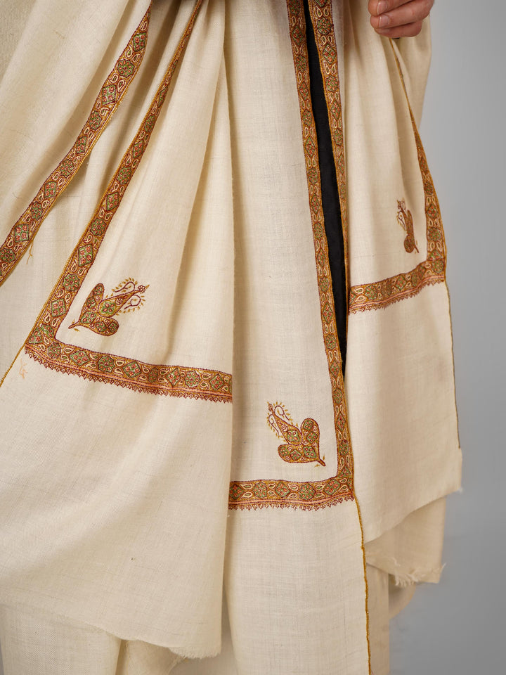 Pashmina White GI Tagged Hashidaar Men’s Shawl | Elegant Kashmiri Pashmina Wool Wrap | Luxurious Men’s Shawl for Timeless Style and Warmth Pashmina White GI Tagged Hashidaar Men’s Shawl | Elegant Kashmiri Pashmina Wool Wrap | Luxurious Men’s Shawl for Timeless Style and Warmth