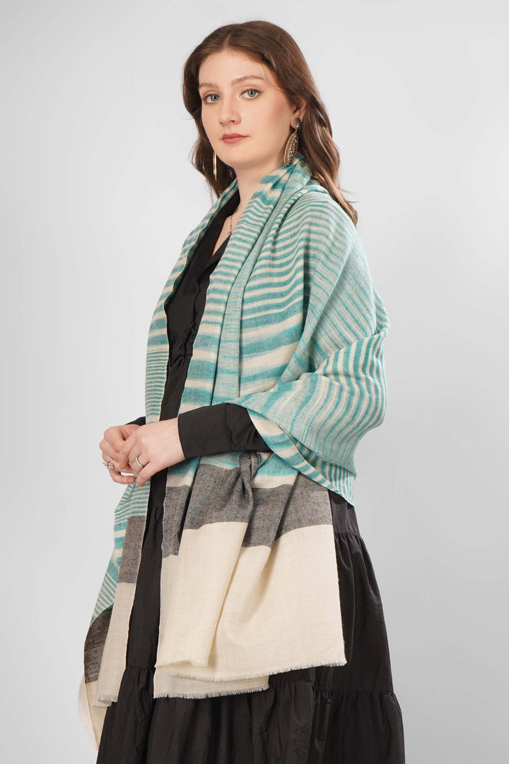 "Pashmina Aaliyah White with Green Woven Shawl | Authentic Kashmiri Pashmina Wool | Luxury Handwoven Shawl for Women | Pure Pashmina Elegance | Soft, Warm, and Elegant Design for All Seasons" "Pashmina Aaliyah White with Green Woven Shawl | Authentic Kashmiri Pashmina Wool | Luxury Handwoven Shawl for Women | Pure Pashmina Elegance | Soft, Warm, and Elegant Design for All Seasons"