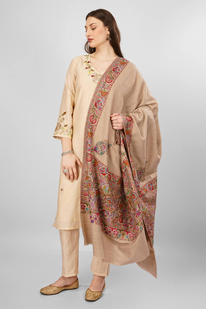 "Pashmina | Authentic GI Pashmina Shawl | Handmade Pashmina Shawls Online from Kashmir, India | Luxury Kani Shawls and Pure Kashmiri Shawls for Sale"
 "Pashmina | Authentic GI Pashmina Shawl | Handmade Pashmina Shawls Online from Kashmir, India | Luxury Kani Shawls and Pure Kashmiri Shawls for Sale"