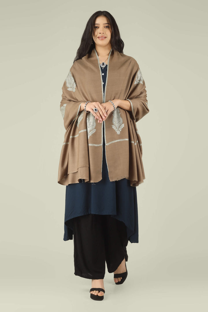 Experience the organic luxury of Kepra’s Toosh-Colored GI Certified Pashmina Bootidaar Shawl. Hand-spun from 100% undyed, high-altitude pashm, this earth-toned masterpiece
| pashmina shawls online | authentic Kashmiri pashmina shawl online | pure pashmina shawl online | original GI certified pashmina shawl online | luxury men's pashmina shawl online from Kashmir | where to buy online pure pashmina in India
| GI Tag Certified - Government-verified authentic Kashmiri Pashmina
| G20 Official Partner - Selected by India for G20 Summit gifting
| Handicraft Registered - Official recognition of traditional craftsmanship
| Certificate of Authenticity - Every purchase includes GI certification Experience the organic luxury of Kepra’s Toosh-Colored GI Certified Pashmina Bootidaar Shawl. Hand-spun from 100% undyed, high-altitude pashm, this earth-toned masterpiece
| pashmina shawls online | authentic Kashmiri pashmina shawl online | pure pashmina shawl online | original GI certified pashmina shawl online | luxury men's pashmina shawl online from Kashmir | where to buy online pure pashmina in India
| GI Tag Certified - Government-verified authentic Kashmiri Pashmina
| G20 Official Partner - Selected by India for G20 Summit gifting
| Handicraft Registered - Official recognition of traditional craftsmanship
| Certificate of Authenticity - Every purchase includes GI certification