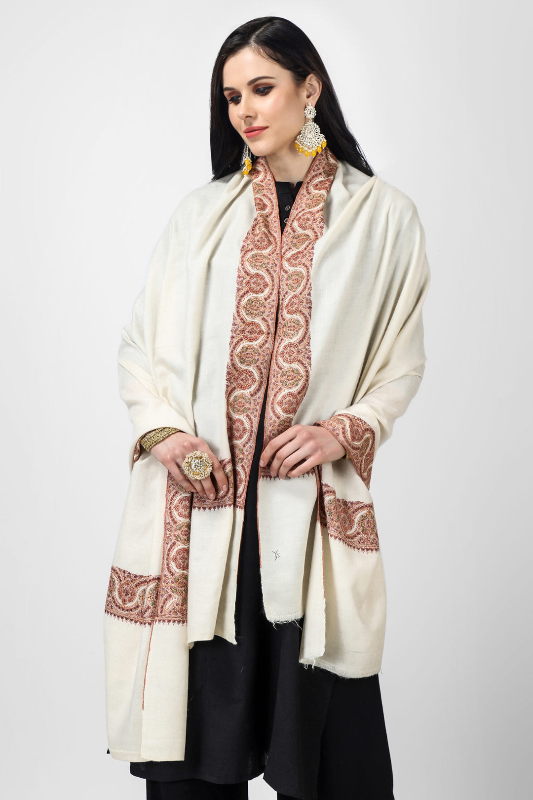 "Pashmina | GI Certified Pashmina Shawls Online | Explore Kashmiri Pashmina, Handmade Kani Wraps, and Luxurious Pure Cashmere Shawls from India"