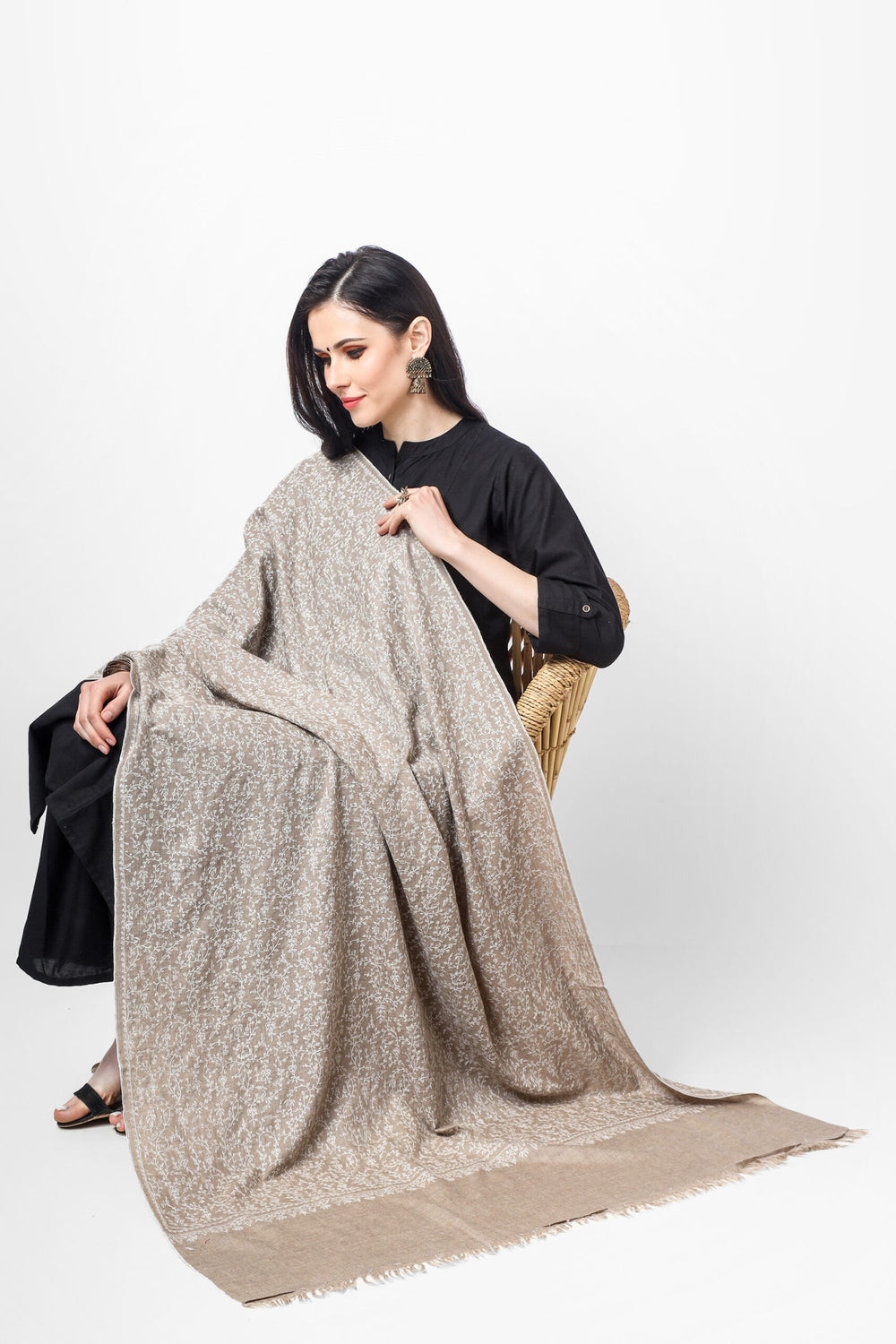 "Pashmina | Explore GI Certified Authentic Kashmiri Pashmina Shawls Online | Luxurious Handmade Kani Wraps Crafted in Kashmir, India | Pure Cashmere Shawls for Sale Featuring Timeless Elegance and Premium Quality"