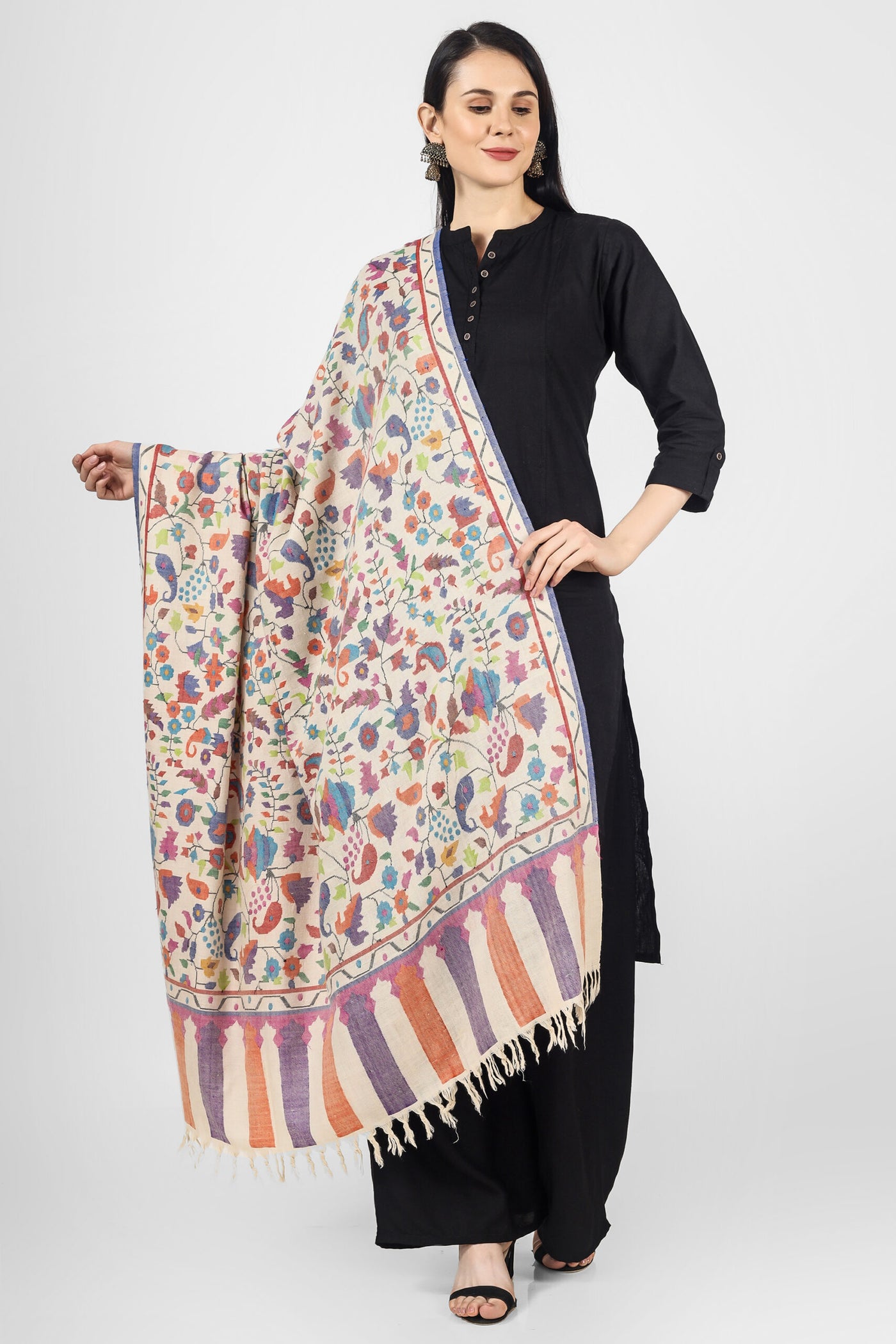 "KANI SHAWL - White  kani Pashmina Shawl, and the fact that it was made by skilled artisans online available at - ITALY - SPAIN - SWITZERLAND - SOUTH AFRICA - NEW ZEALAND - SINGAPORE - MALAYSIA ."