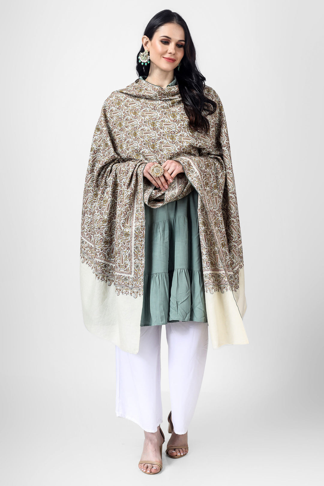 "white Pashmina | Shop GI Certified Authentic Kashmiri Pashmina Shawls Online | Exquisite Handmade Kani Wraps and Luxurious Pure Cashmere Shawls from Kashmir, India | Timeless Elegance, Unmatched Craftsmanship, and Premium Quality for Discerning Buyers"