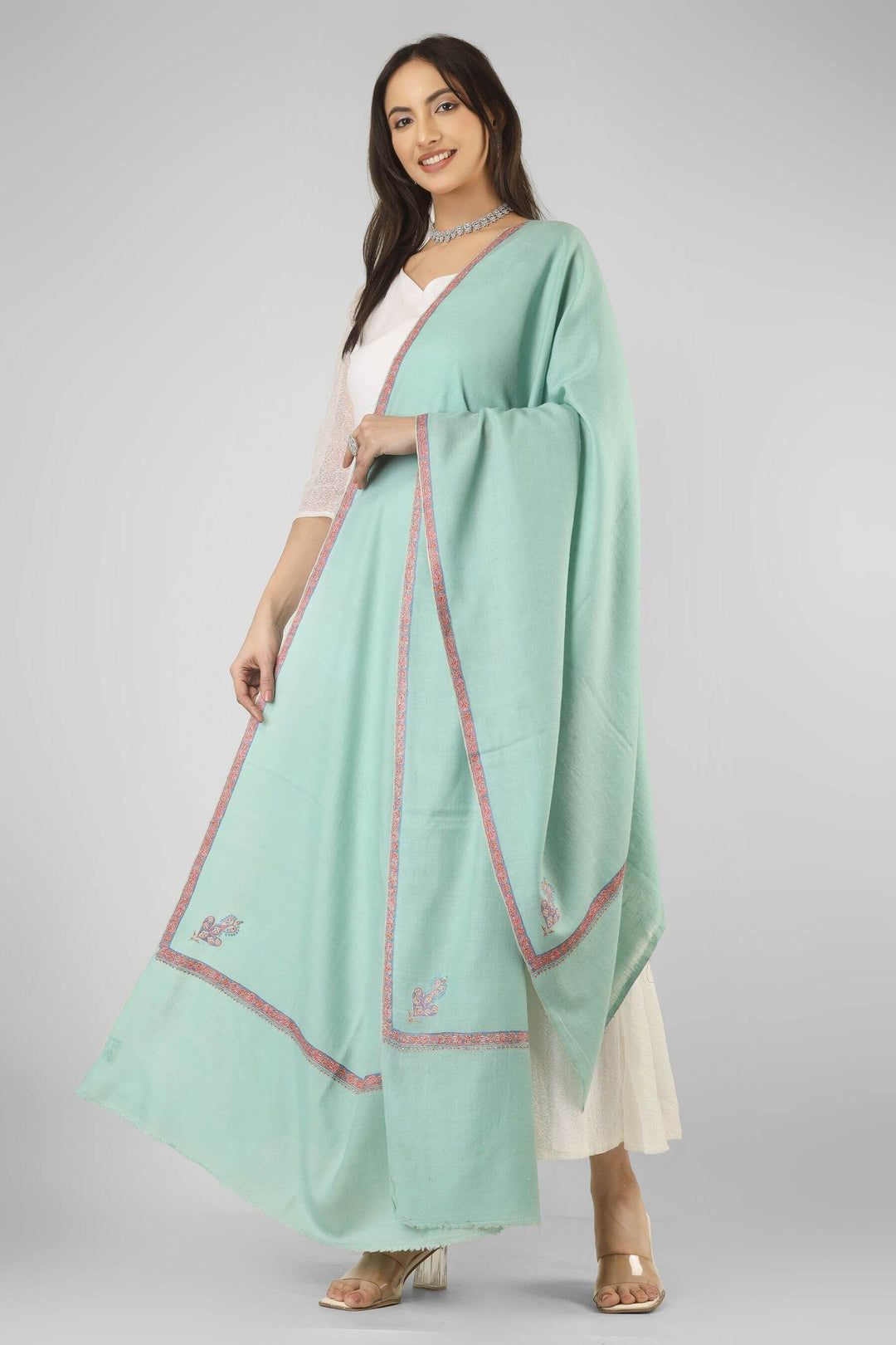 A perfect pick for admirers of pashmina shawls in Singapore, this mint green GI pashmina shawl brings export-quality Kashmiri craftsmanship