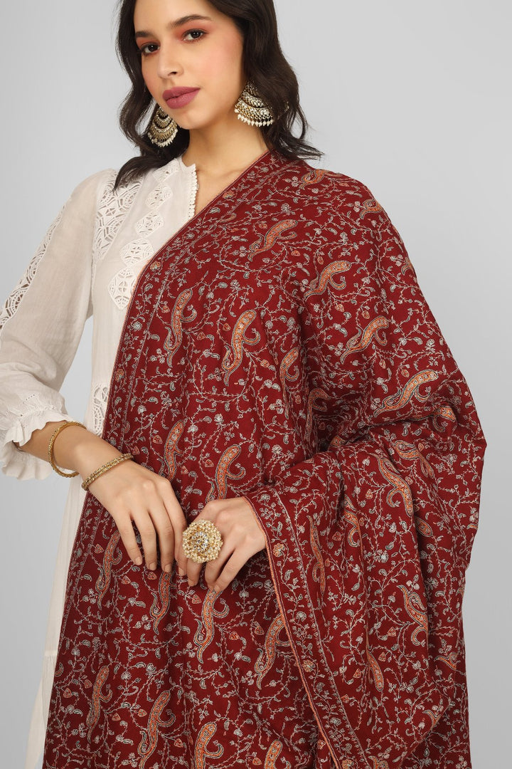 "Authentic Kashmiri Pashmina Shawls, Winter Fashion Pashmina Stoles, Handmade Pashmina Scarves, GI Certified Pashmina Shawls, Best Pashmina Shawls from Kashmir, Exclusive Pashmina Embroidered Shawls, Luxury Pashmina Wraps for Women, Pashmina Shawls for Weddings, Natural Pashmina Wool Shawls, Buy Pure Pashmina Shawls Online."