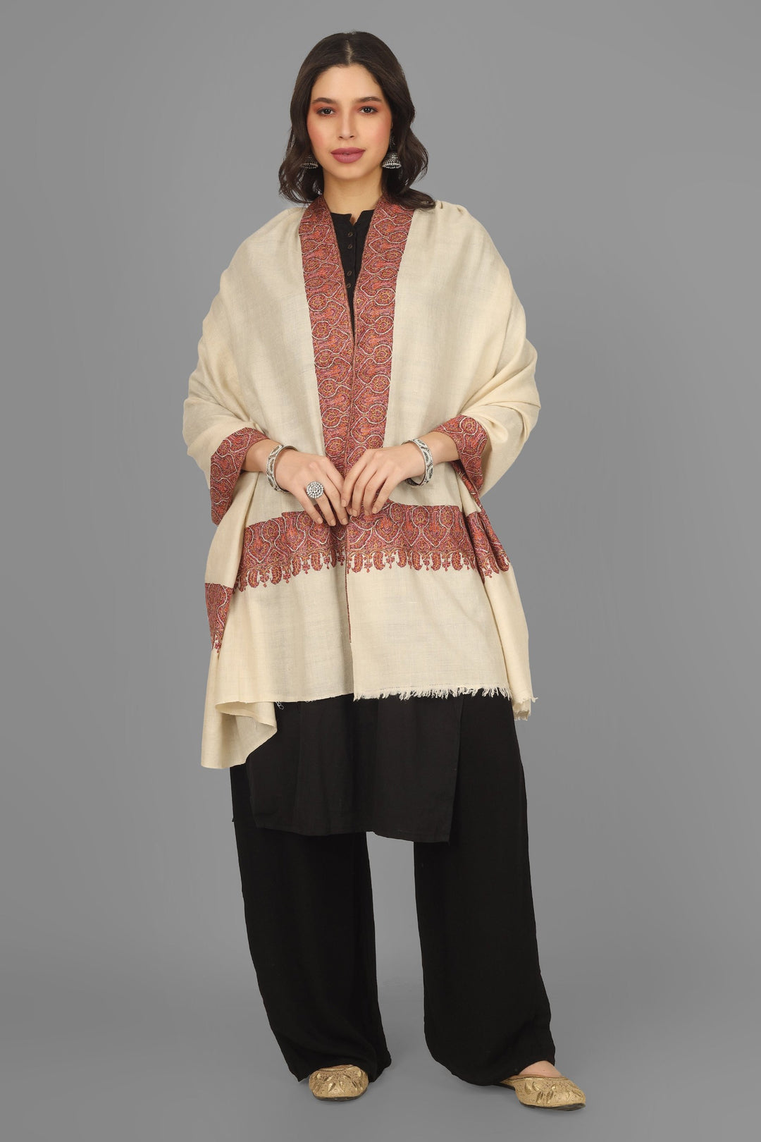 "Luxury Pashmina Wraps for Women, Natural Pashmina Wool Shawls, Exclusive Pashmina Embroidered Shawls, Pashmina Shawls for Weddings, Handmade Pashmina Scarves, Best Pashmina Shawls from Kashmir, Winter Fashion Pashmina Stoles, GI Certified Pashmina Shawls, Buy Pure Pashmina Shawls Online, Authentic Kashmiri Pashmina Shawls."