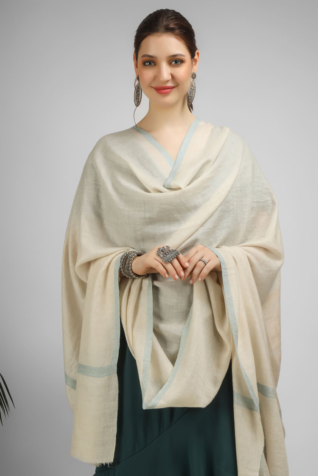 PASHMINA SHAWLS  Mehreen White Hashidaar Embroidery Sozni Pashmina Shawl"