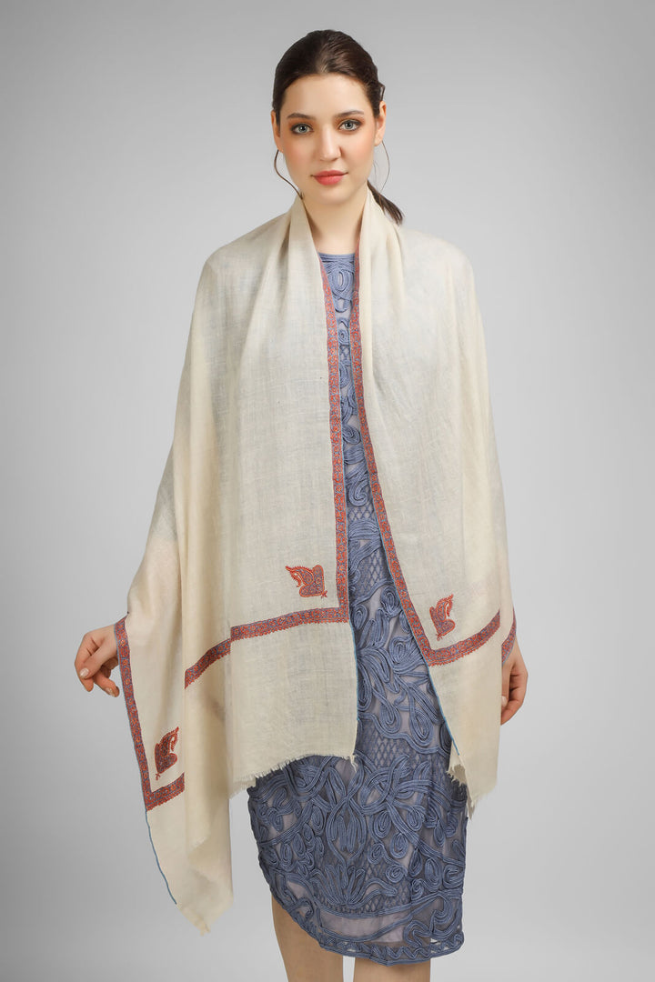 PASHMINA EMBROIDERY STOLE - Elevate your style with a White Pashmina stole featuring hashidaar and sozni embroidery. UAE