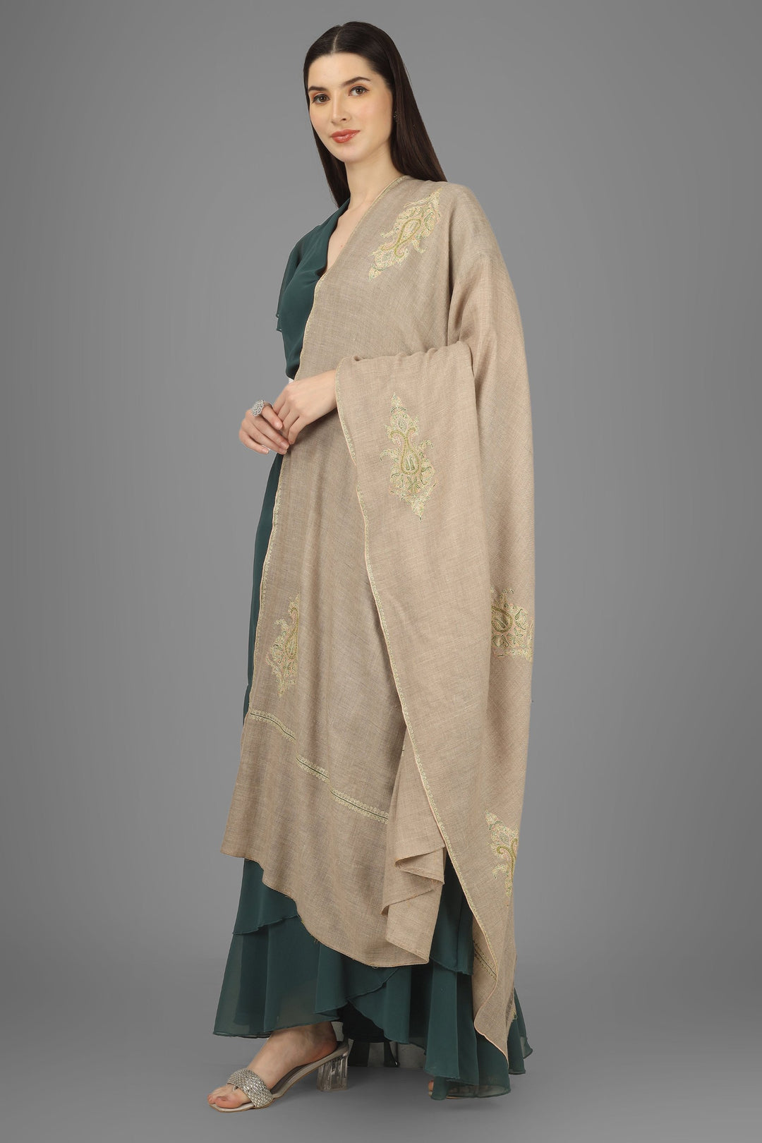  authentic Kashmiri Pashmina shawls, including GI-certified Pashmina shawls, luxury Pashmina wraps for women, and handmade Pashmina scarves, perfect for winter fashion, weddings, and exclusive events. Shop the best Pashmina shawls from Kashmir, crafted from natural Pashmina wool with intricate embroidery, all available to buy online.