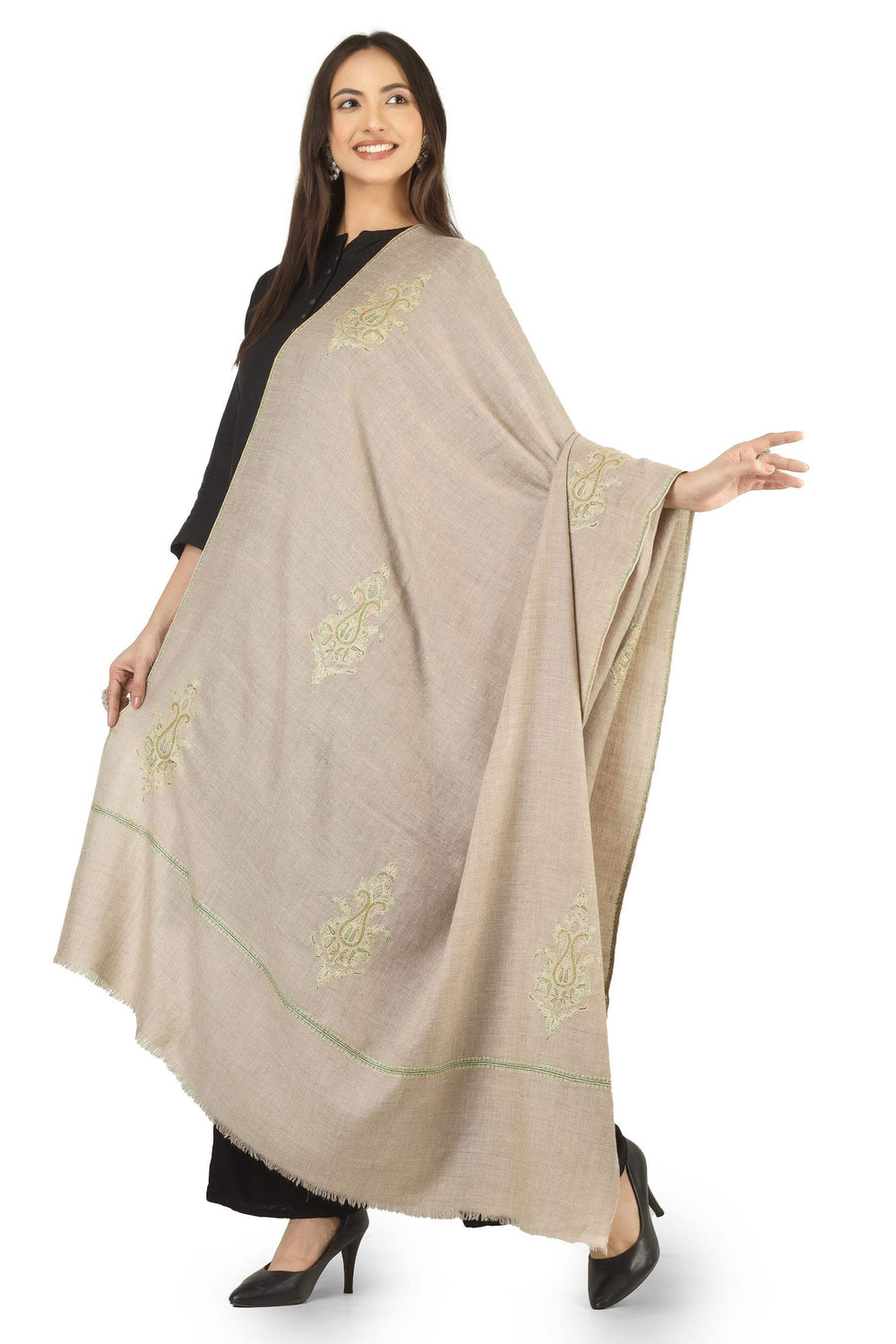 100% pure Kashmiri Pashmina wool for exceptional softness and warmth
Handcrafted Sozni Kaari embroidery on borders with pastel motifs
Earthy taupe brown base with delicate design details