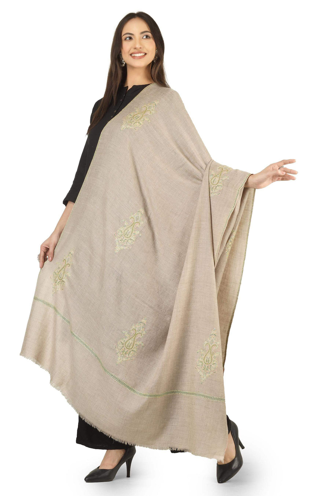 100% pure Kashmiri Pashmina wool for exceptional softness and warmth
Handcrafted Sozni Kaari embroidery on borders with pastel motifs
Earthy taupe brown base with delicate design details