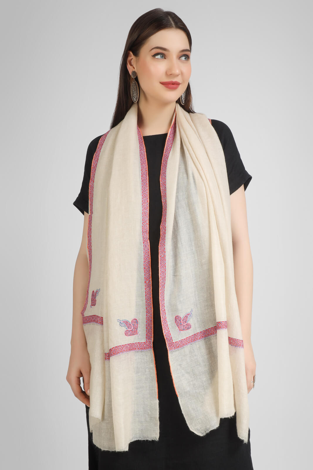 PASHMINA EMBROIDERY STOLE - White Pashmina Hashidaar stole, featuring striking red embroidery and Sozni detailing - We deliver exquisite products to your doorstep in the United States