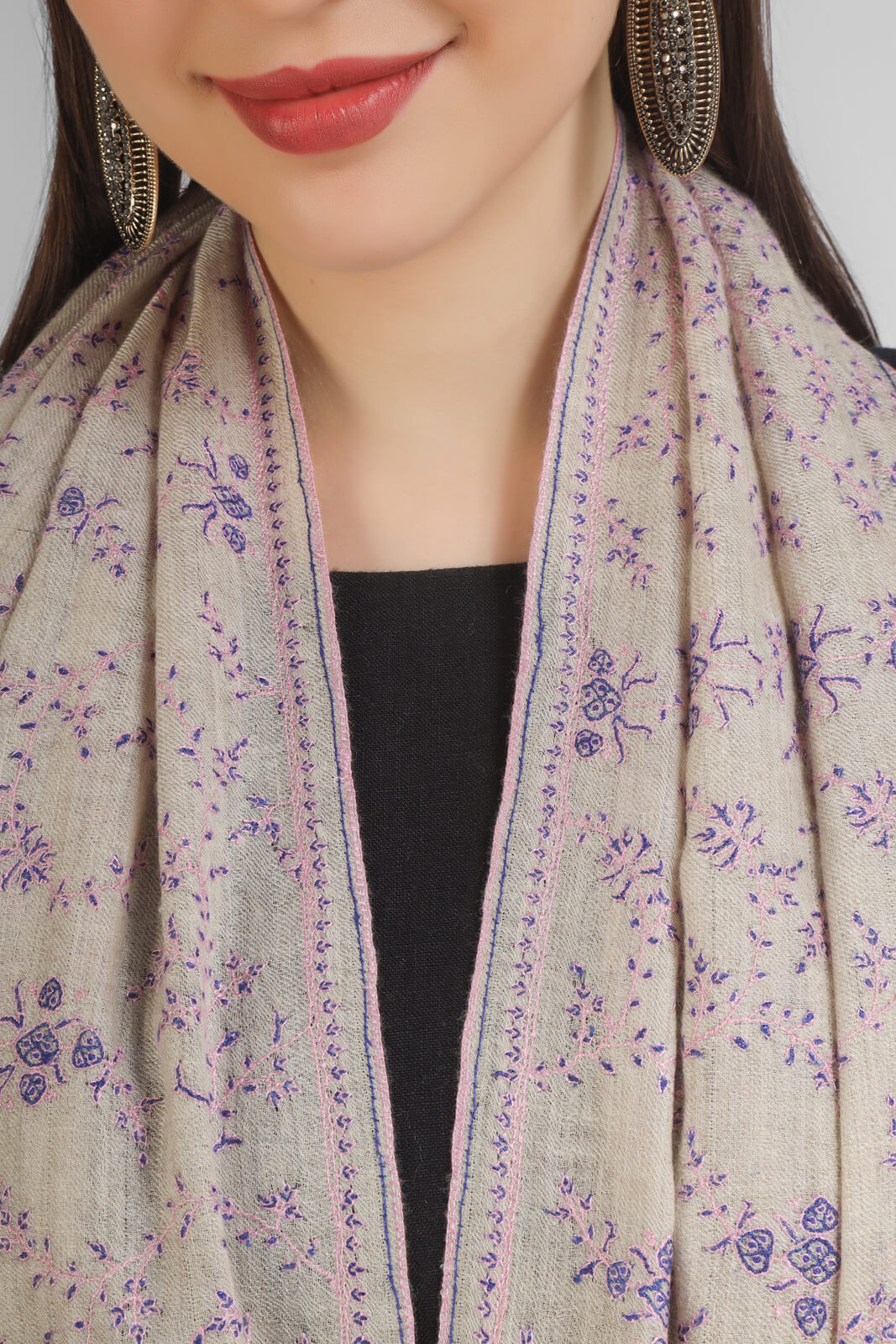 PASHMINA EMBROIDERY STOLE - Natural Jaldaar Embroidery Sozni Stole - We deliver exquisite products to your doorstep in the United States, paris , london, dubai