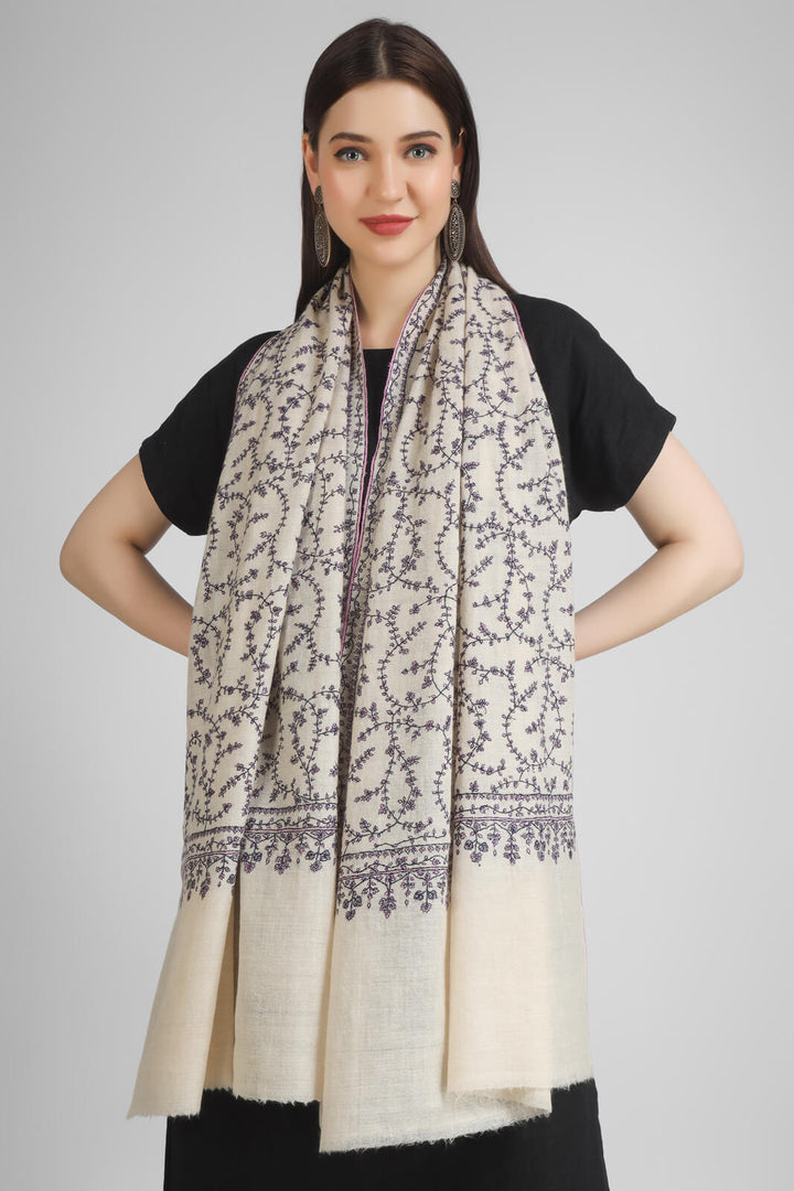 PASHMINA EMBROIDERY STOLE Explore sophistication with our White Jaldaar, Black & Mauve Sozni Pashmina Stole - We deliver our premium Pashmina products to the United Kingdom, Germany, France, Japan, UAE, and Australia