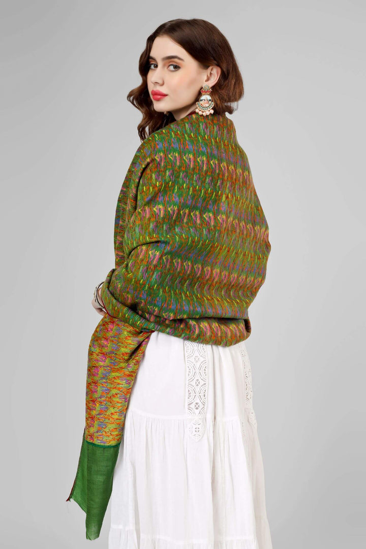 "Green Pashmina Kashmir Antique Shawl" – a classic fusion of lush green hues and timeless Kashmiri craftsmanship