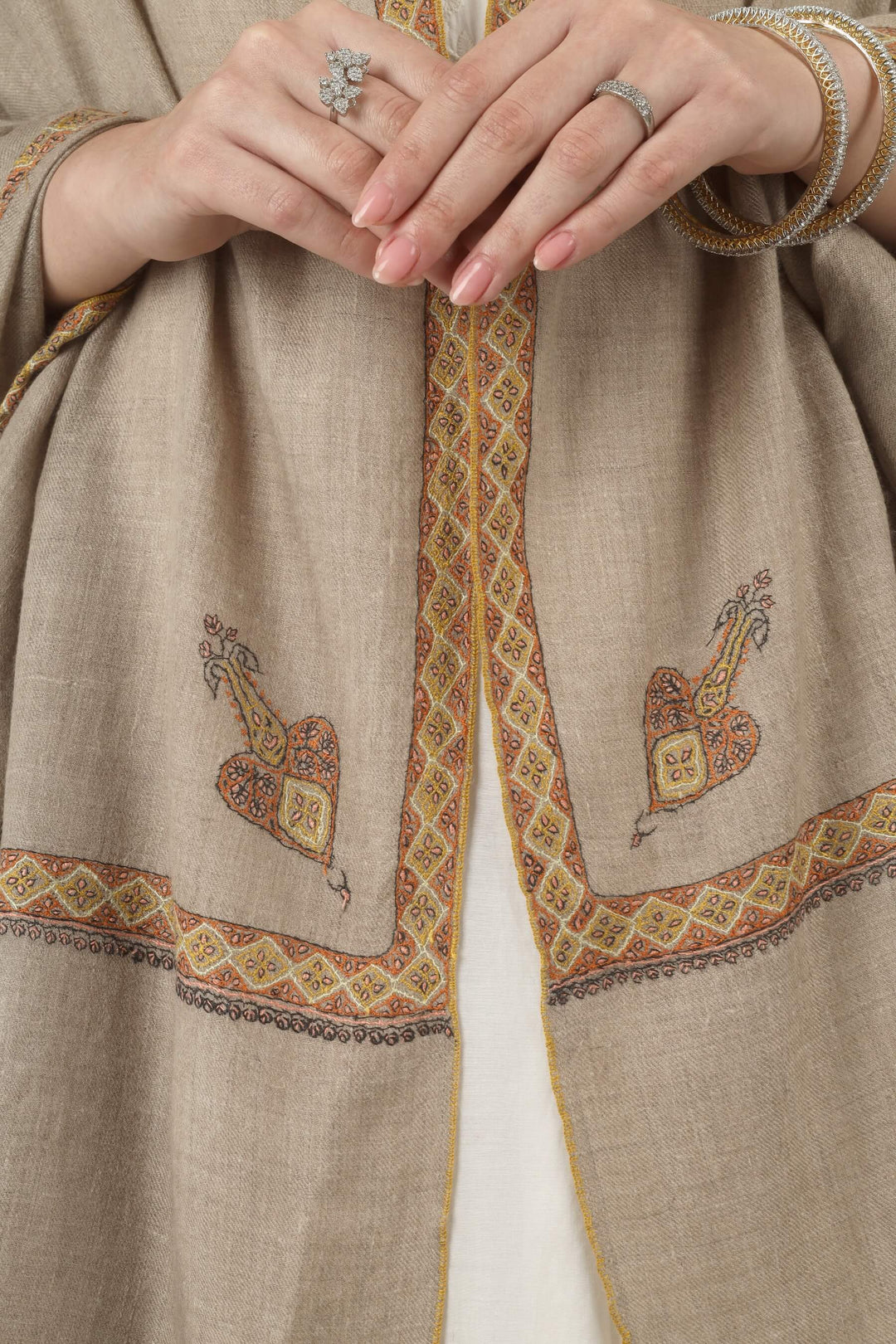 Fakhira natural Khudrang GI Pashmina Hashidaar embroidered shawl - view 3