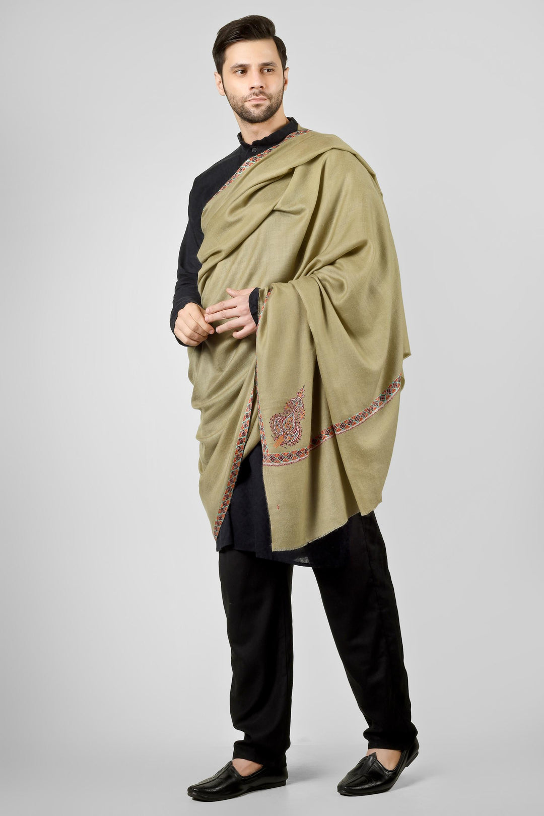 Ideal for gentlemen worldwide seeking luxury men's pashmina shawls in the USA, Canada, UK, Europe and Middle East, this olive green paisley delivers authentic Kashmiri craftsmanship for distinctive style