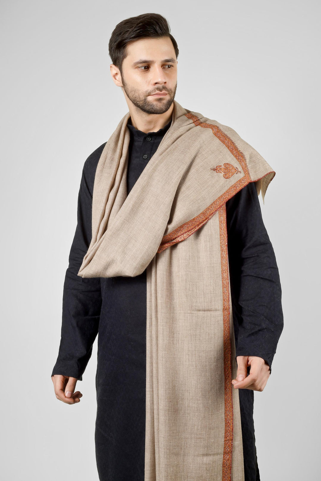 Ideal for gentlemen worldwide seeking luxury men's pashmina shawls in the USA, Canada, UK, Europe and Middle East, this natural hashidaar pashmina shawl offers authentic Kashmiri quality for sophisticated occasions.