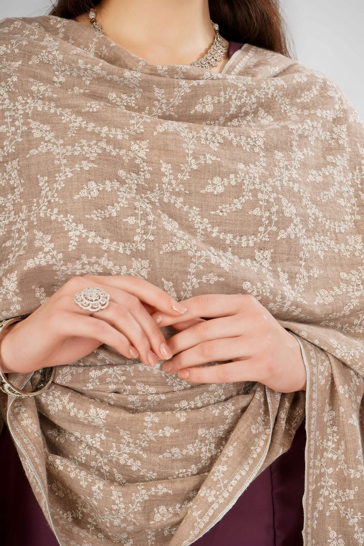 "Pashmina Natural Jasmine Sozni Shawl | Authentic Handwoven Kashmiri Pashmina Shawl | Luxury Floral Sozni Embroidery | Soft, Warm, Elegant Wrap for Timeless Elegance"