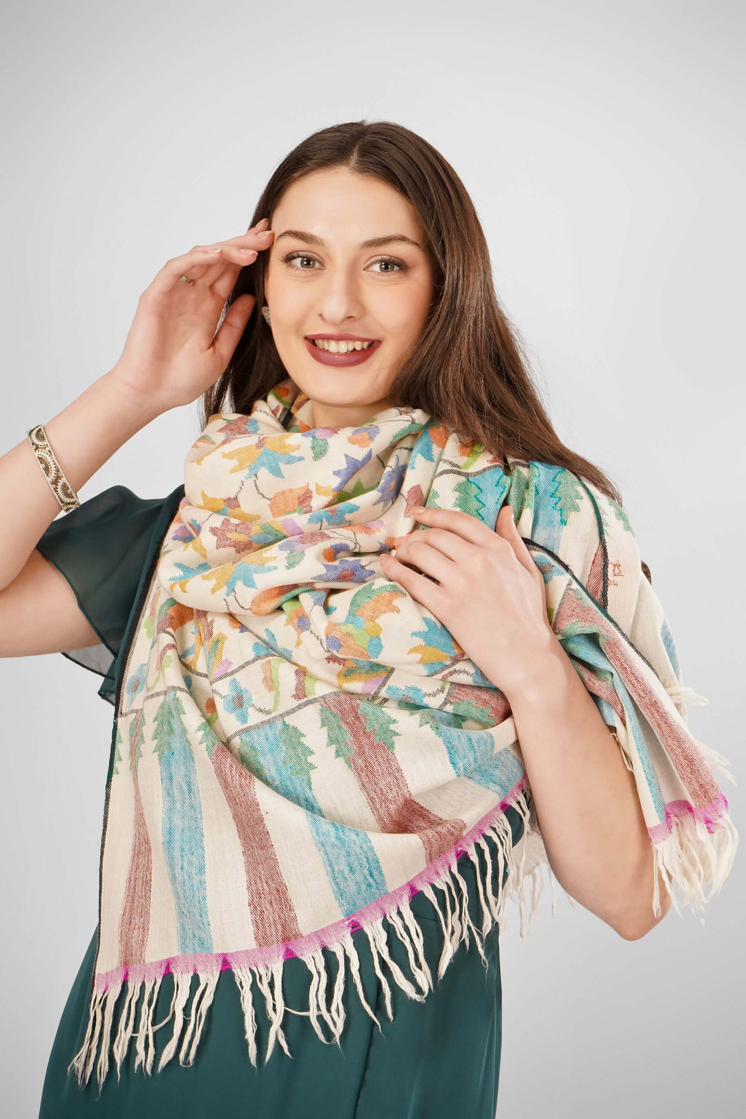 "Pashmina Kani White Tulip Shawl | Authentic Handwoven Kashmiri Kani Pashmina Shawl | Luxury Soft Wool Wrap with Elegant Tulip Motifs | Warm, Elegant, Heritage Shawl for All Seasons"