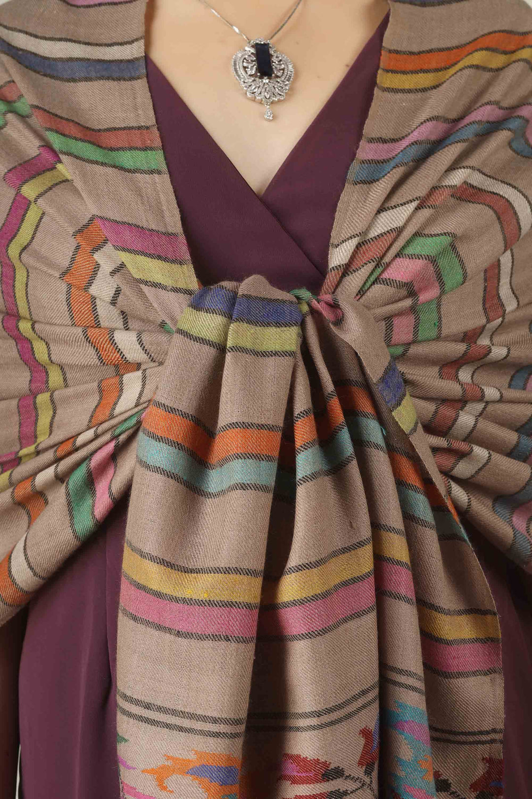 pashmina online, this kani stole offers museum-level craftsmanship suitable for style-conscious customers in Canada as well as across India