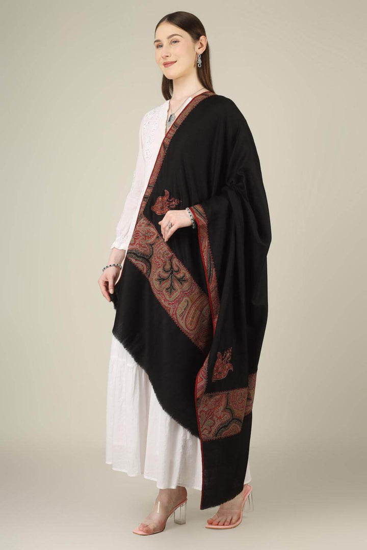 This black pure pashmina shawl is finished with an authentic antique jamawar border, carefully rescued from an old Kashmiri shawl and hand‑patched onto a freshly woven base.
    
      | pashmina shawls online | authentic Kashmiri pashmina shawl online | pure pashmina shawl online | original GI certified pashmina shawl online | luxury men's pashmina shawl online from Kashmir | where to buy online pure pashmina in India
    
    | GI Tag Certified - Government-verified authentic Kashmiri Pashmina
    | G20 Official Partner - Selected by India for G20 Summit gifting
    | Handicraft Registered - Official recognition of traditional craftsmanship
    | Certificate of Authenticity - Every purchase includes GI certification