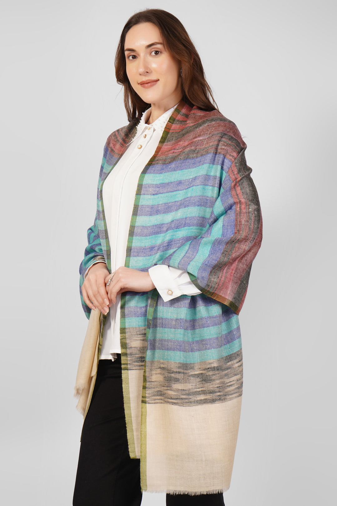 Handmade Multicolor Pashmina Stoles Online – Blue, Green, Red & Taupe Checks
  Add a burst of color and sophistication to your ensemble with this Multicolor Checkered Pashmina Stole, handwoven in Kashmir from pure, fine pashmina wool