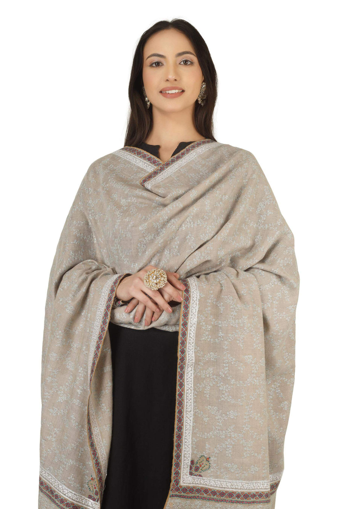 A sophisticated option for admirers of pashmina shawls in America , this handwoven piece brings authentic Kashmiri artistry