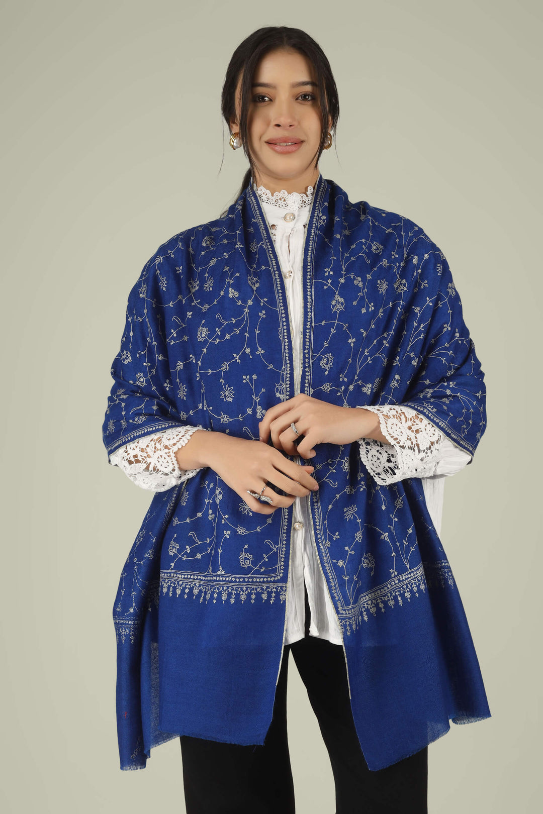Hand-embroidered royal blue pure Pashmina stole featuring an all-over silver-tone Jaldaar Sozni floral vine pattern from Kepra.