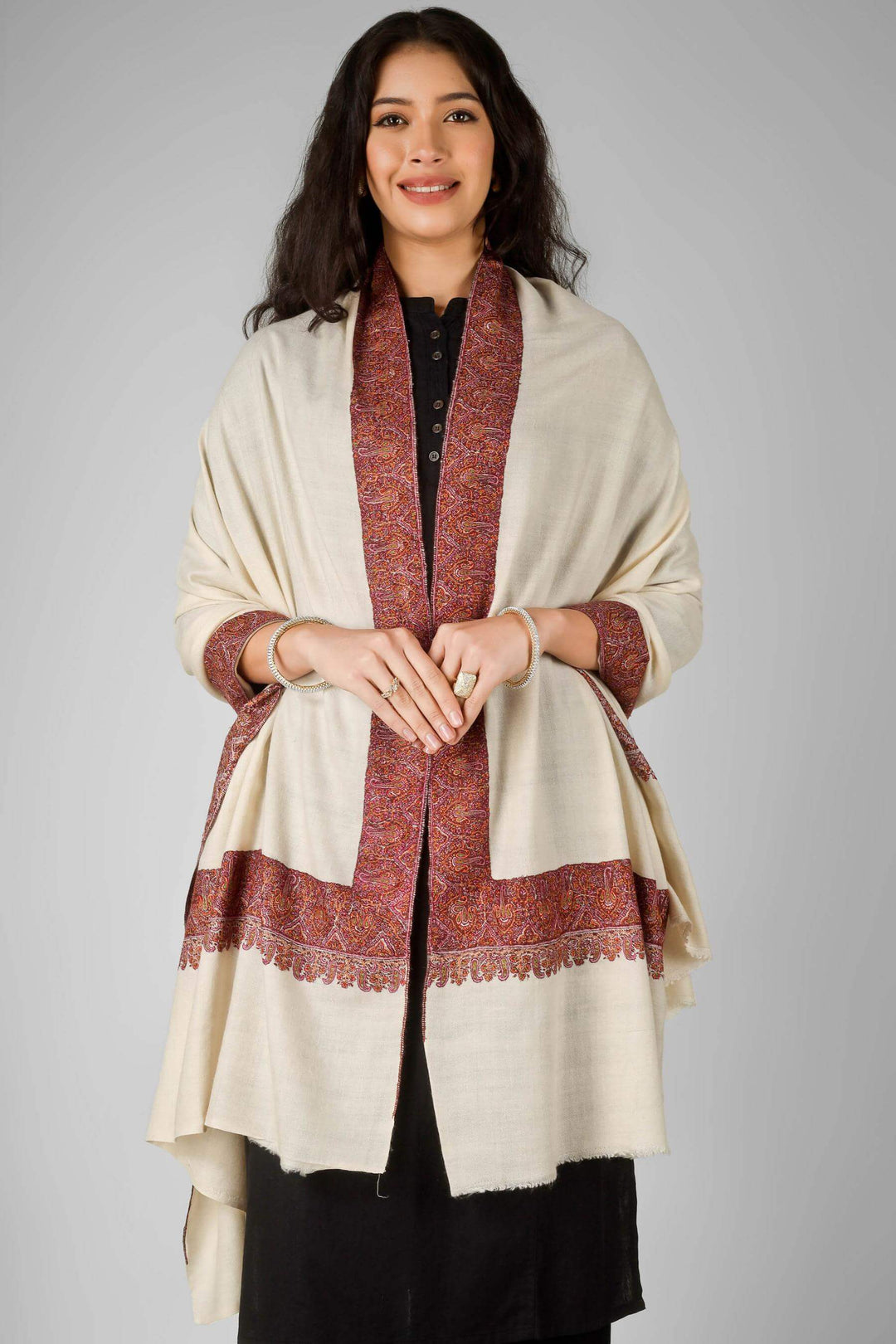 Kepra- the world’s definitive source for GI Certified pashmina. We provide guaranteed purity and free worldwide express shipping directly to your New York City, London, or Dubai residence.