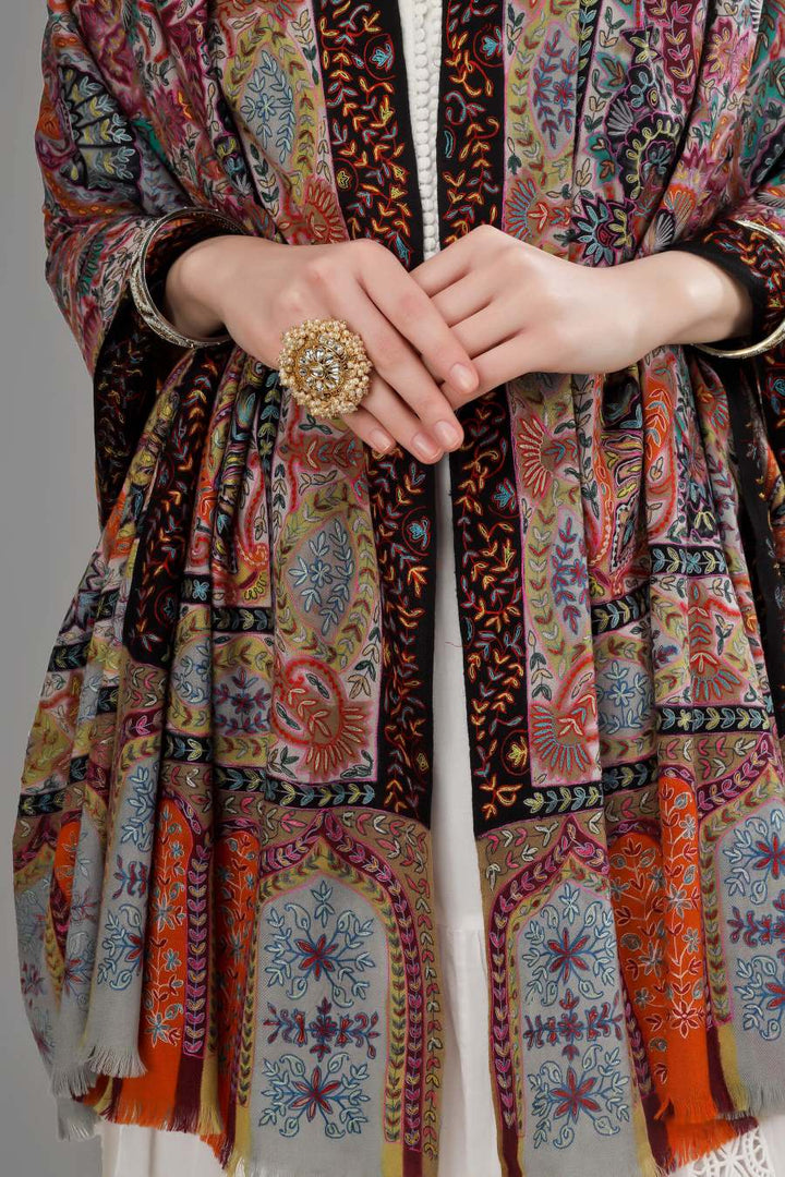 "Kalamkari  |Pashmina Shawls | Buy GI Certified Authentic Kashmiri Pashmina Online | Handmade Kani Shawls and Luxury Cashmere Wraps from Kashmir, India"
    
      | pashmina shawls online | authentic Kashmiri pashmina shawl online | pure pashmina shawl online | original GI certified pashmina shawl online | luxury men's pashmina shawl online from Kashmir | where to buy online pure pashmina in India
    
    | GI Tag Certified - Government-verified authentic Kashmiri Pashmina
    | G20 Official Partner - Selected by India for G20 Summit gifting
    | Handicraft Registered - Official recognition of traditional craftsmanship
    | Certificate of Authenticity - Every purchase includes GI certification