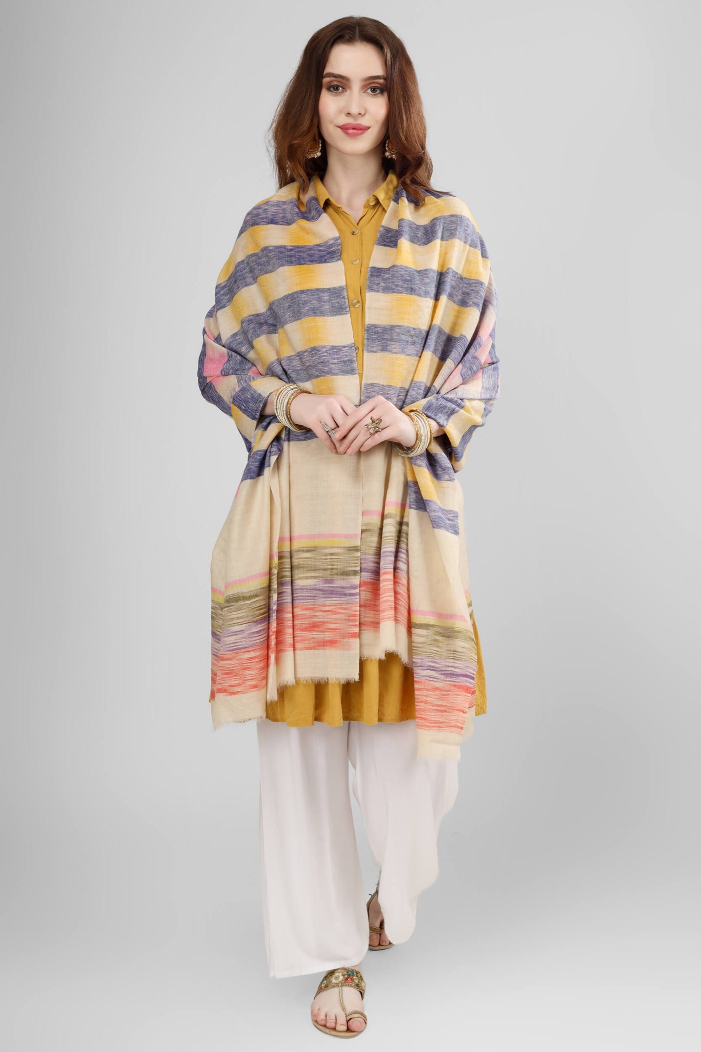 The finest traditional expertise is celebrated in this Pashmina Shawl, which was skillfully created in the pashmina Ikkat pattern. 