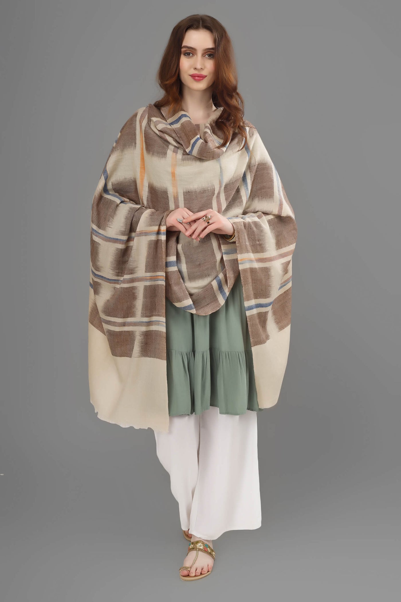 PASHMINA IN KASHMIR - Brown and off white Ikkat pashmina shawl