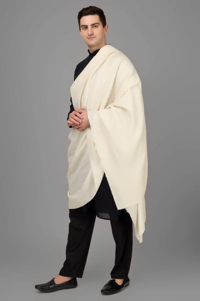 This Pashmina white mens shawl.  It is crafted by the most talented Kashmiri Artisans with extreme skill and expertise. The skills represent the true craftsmanship of these Kashmiri Artisans. 