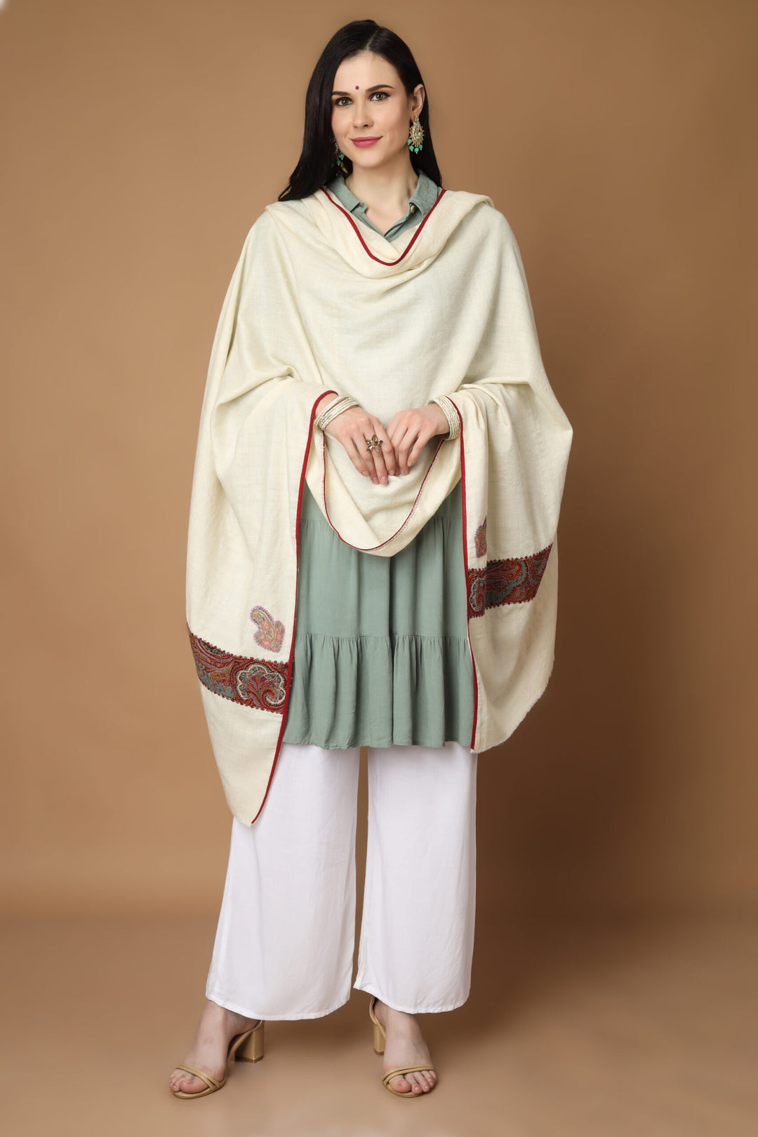 White Pashmina Shawl with Vintage-Inspired Jamawar Palladaar Border