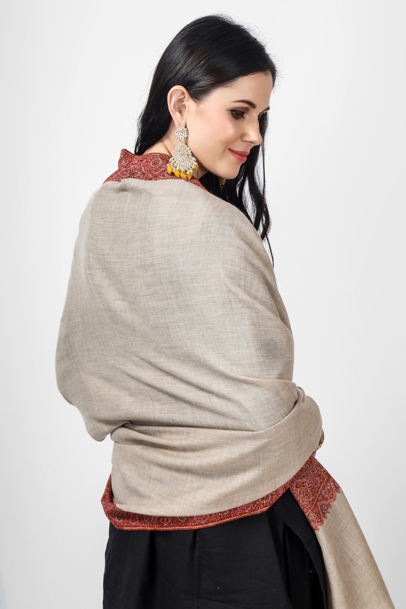 khudrang natural Pashmina border  sozni shawl