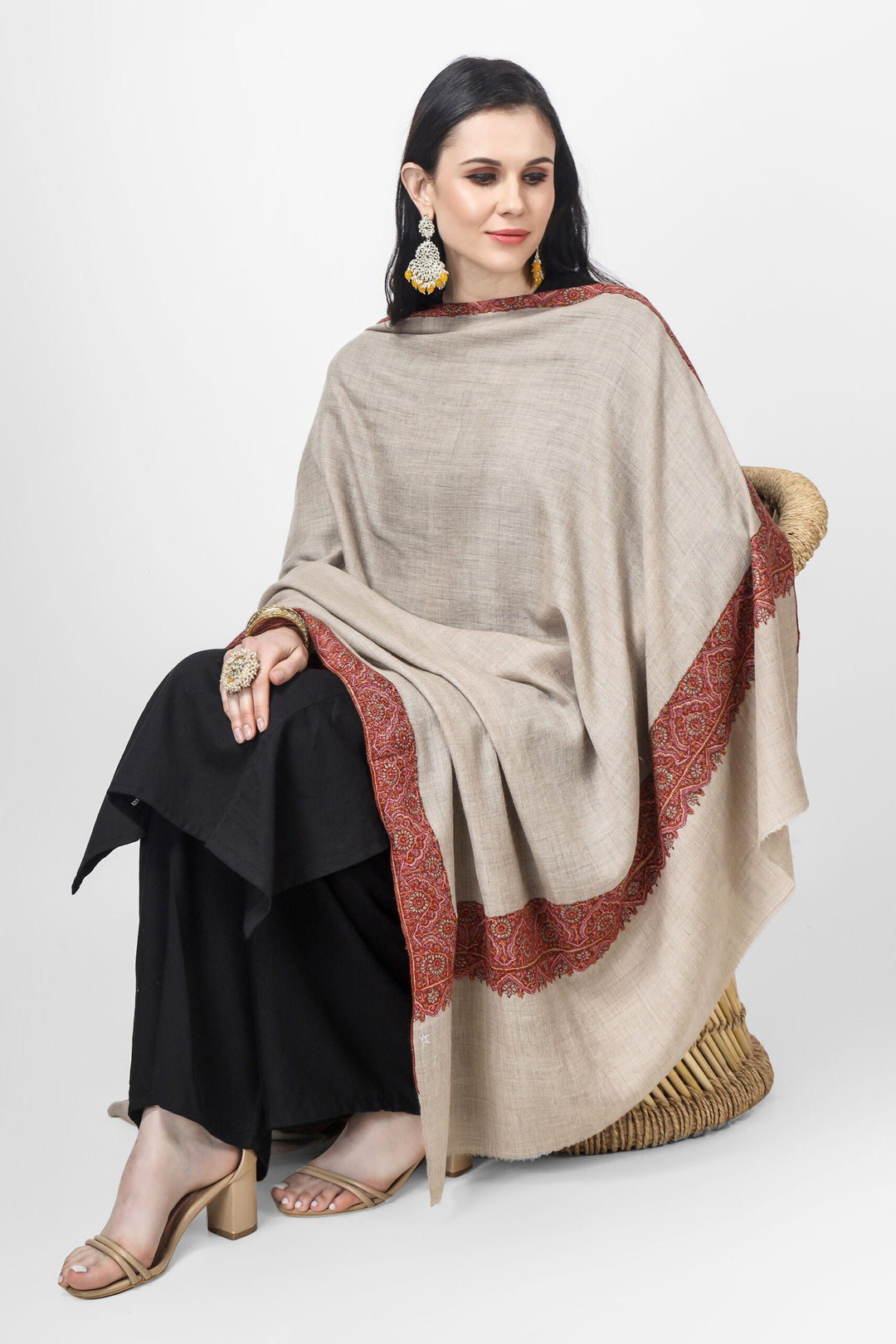 khudrang natural Pashmina border  sozni shawl