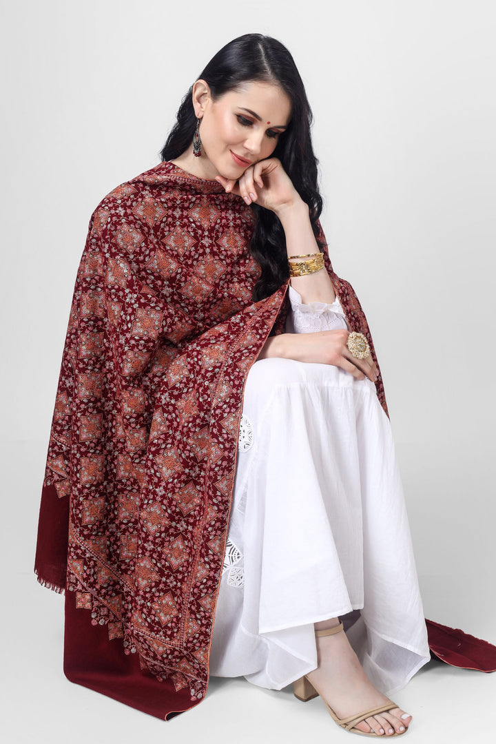 "PASHMINA SHAWL - A Touch of Kashmir's Finest" Maroon Pashmina sozni tajdaar reshimkaar jama shawl. "PASHMINA SHAWLS IN LONDON - "KEPRA PASHMINA SHAWLS - Your Path to Luxury"