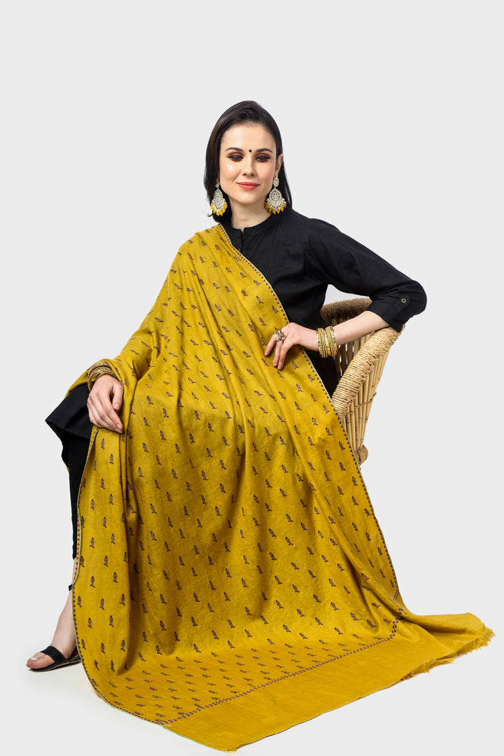 Mustard Pashmina bootidaar sozni shawl