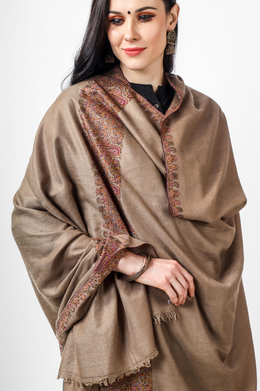 Natural badamkaar Pashmina border sozni shawl