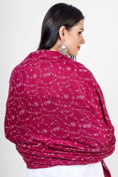 PASHMINA SHAWLS - A Plum Velvet Pink Pashmina Jaldaar Embroidered Shawl is a luxurious and elegant shawl made from high-quality pashmina wool. The shawl is designed with a unique Jaldaar pattern that features intricate weaving and embroidery with fine silk threads.