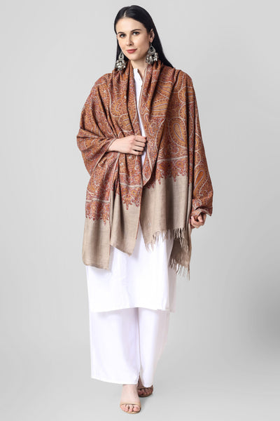 This natural (khud-rang) Pure Pashmina Shawl with Sozni Jama Hand-Embroidery will embrace your beauty in every way,
