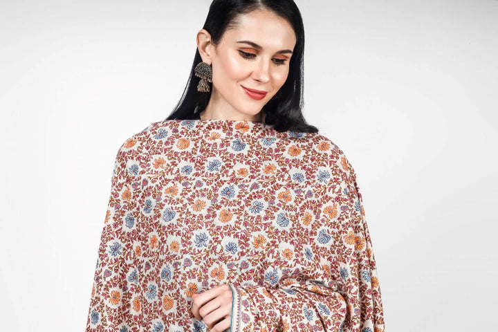 Shop Authentic Pashmina Shawls - Explore Genuine G.I. Pashmina Shawls in Delhi, Mumbai, Kolkata, Srinagar, Canada, UK, USA, and China. Elevate Your Style with Original Pashmina Elegance