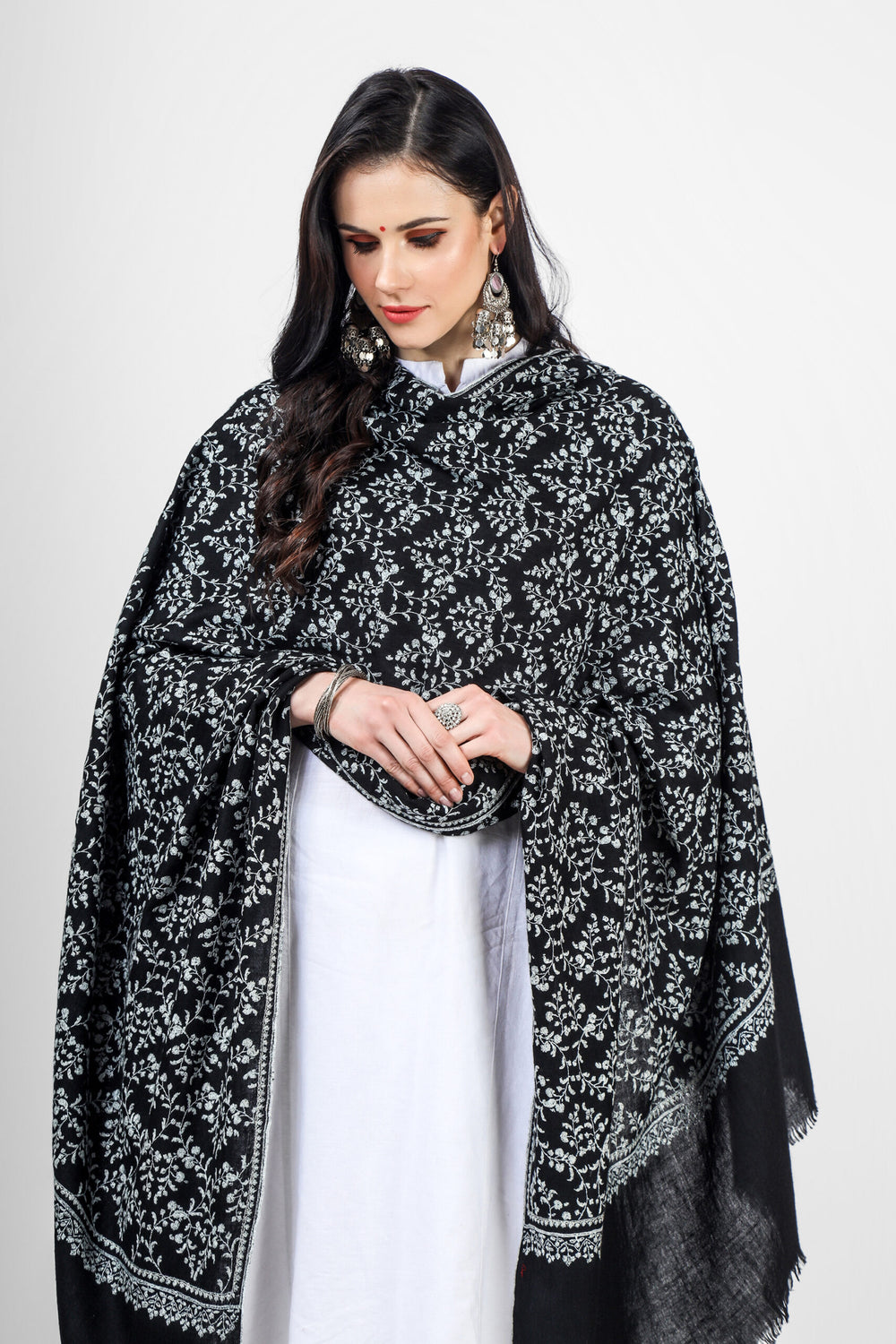 Black Pashmina Jaldaar white Mehraab Embroidered Shawl