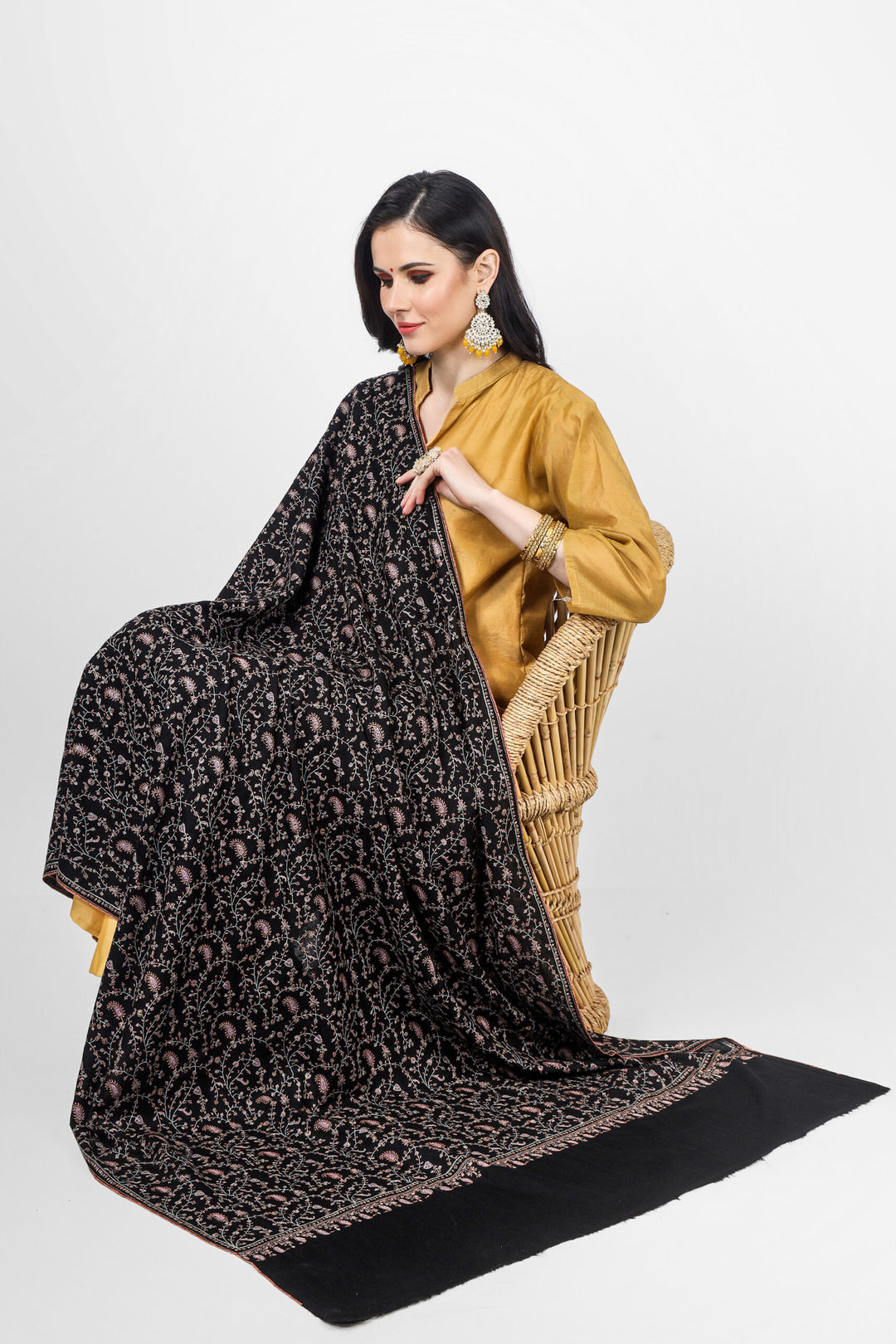 Black Pashmina Jaldaar Elegant  Shawl