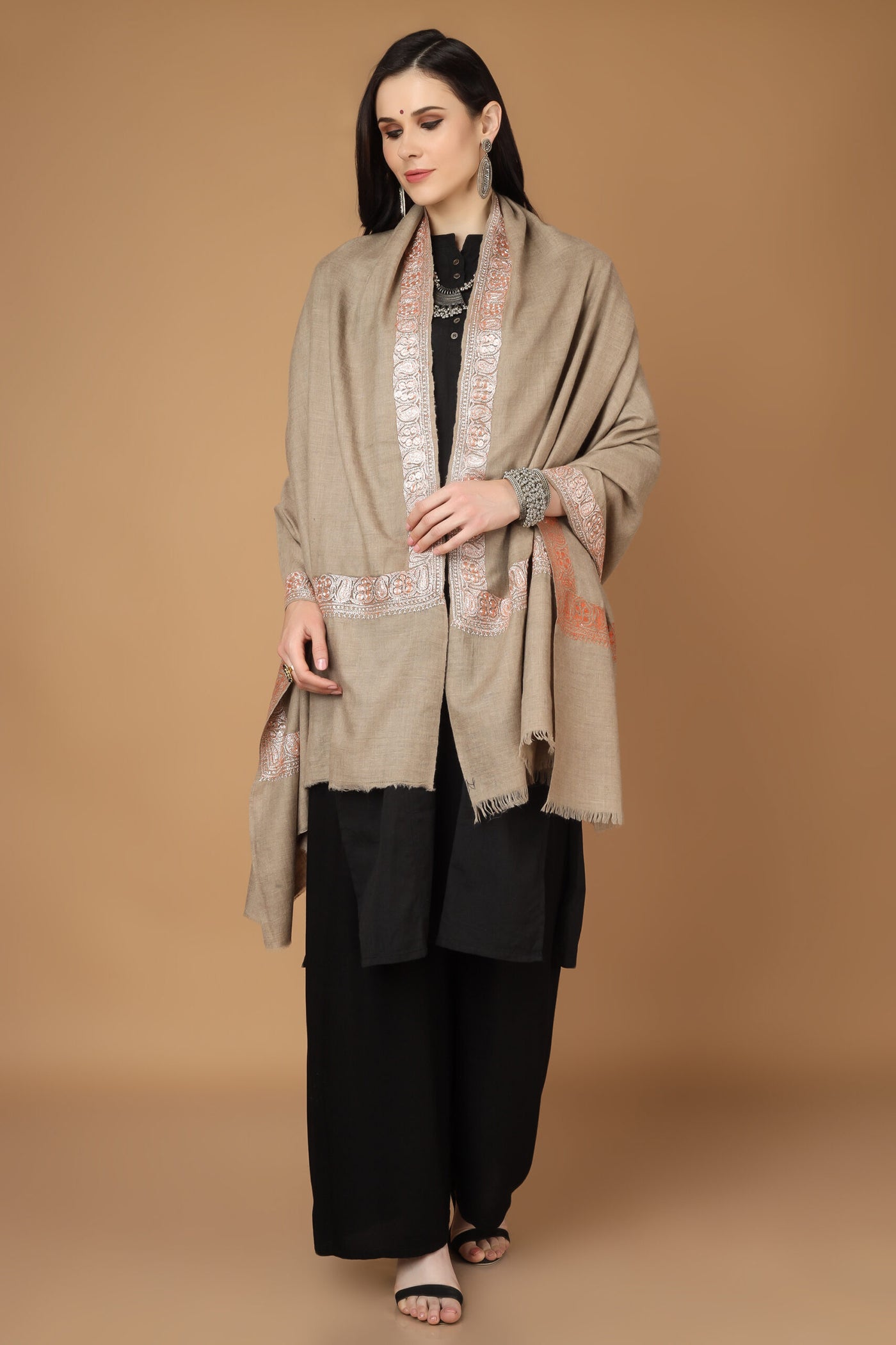 Natural color Pashmina cooper tilla work border shawl