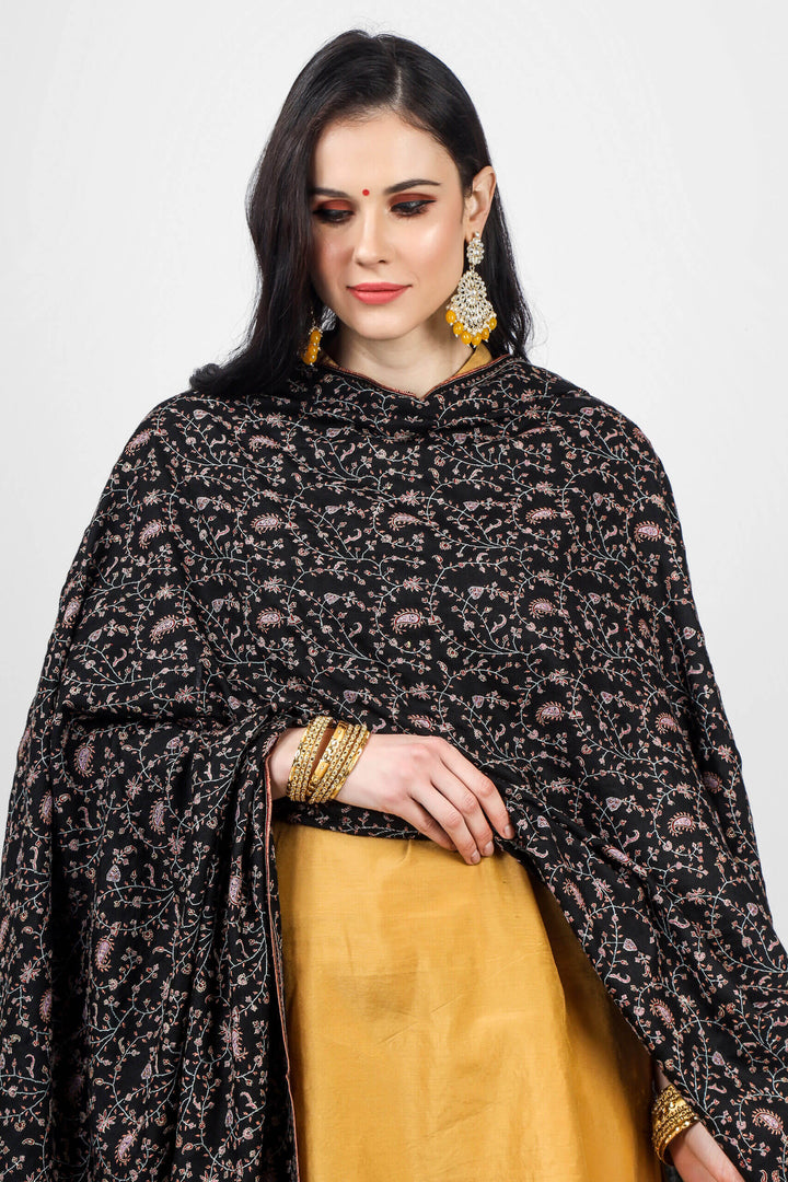 Black Pashmina Jaldaar Elegant  Shawl