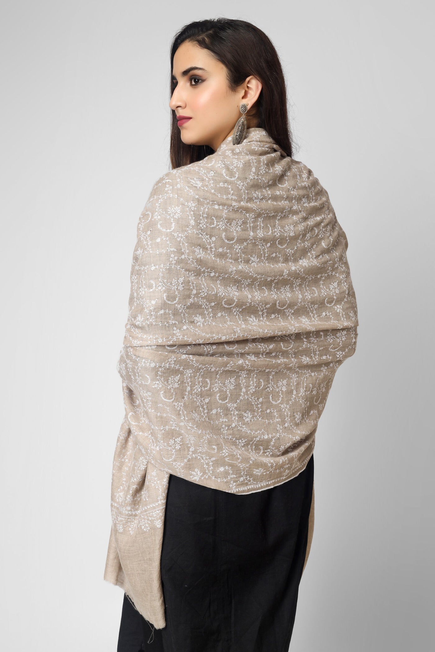 Light Natural Pashmina  Jaldaar Sozni Embroidered shawl